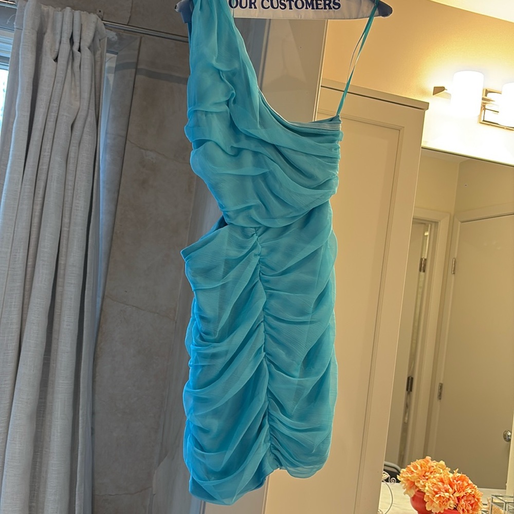 Aqua by Bloomingdale’s turquoise one shoulder side cut out cocktail dress
